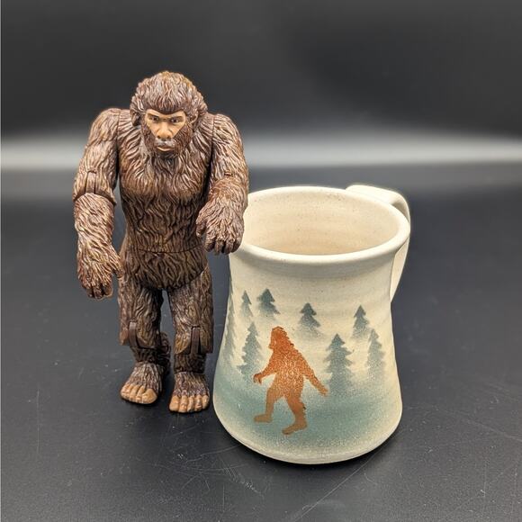 Morning with Bigfoot – Landsoe Pottery Mug & Archie McPhee Sasquatch Figure Set - Picture 2 of 9